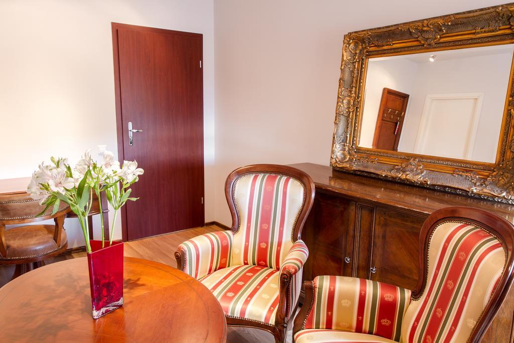 Luna Hotel Marijampolė Eksteriør billede