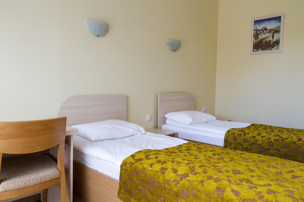 Luna Hotel Marijampolė Eksteriør billede